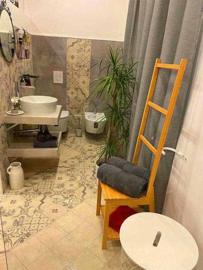 Casa Vacanza Sofa Hotel Sassari Luaran gambar