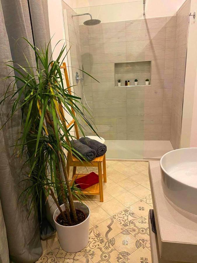Casa Vacanza Sofa Hotel Sassari Luaran gambar