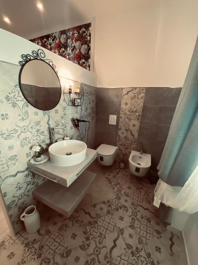 Casa Vacanza Sofa Hotel Sassari Luaran gambar