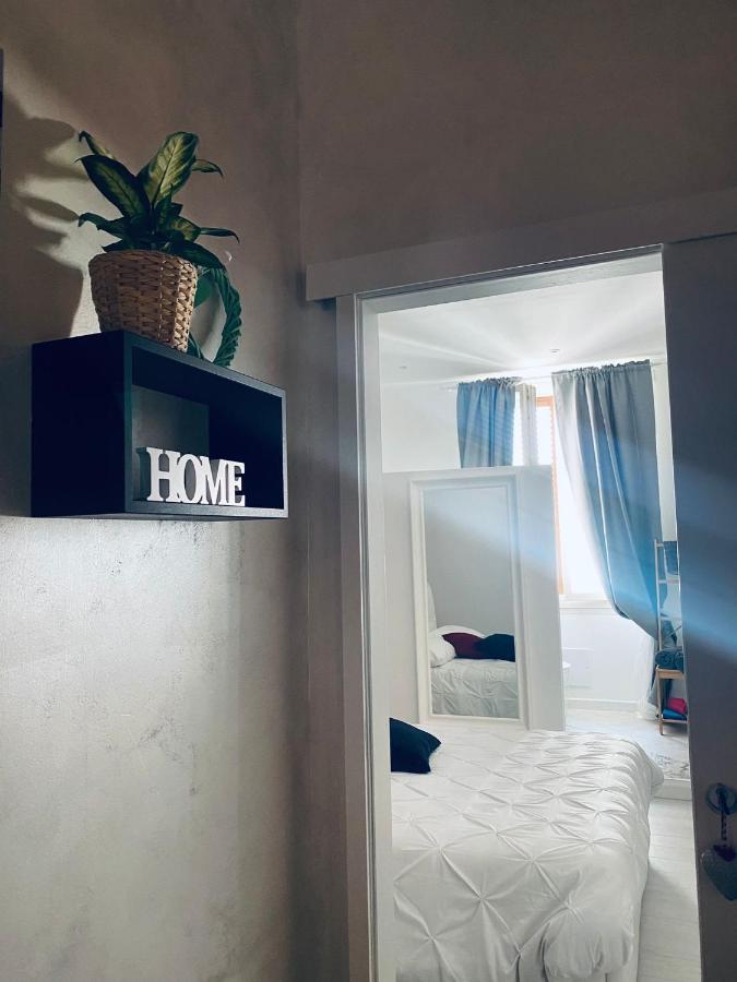 Casa Vacanza Sofa Hotel Sassari Luaran gambar