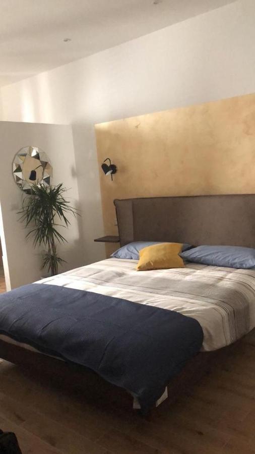Casa Vacanza Sofa Hotel Sassari Luaran gambar